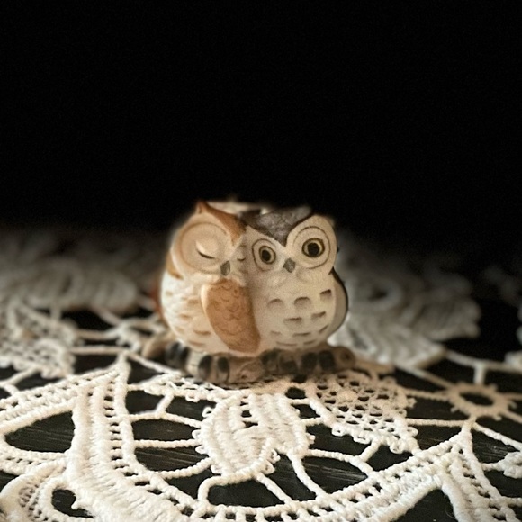 Vintage hugging owl bird figurine gift George Good porcelain loving friend owl - Picture 4 of 4